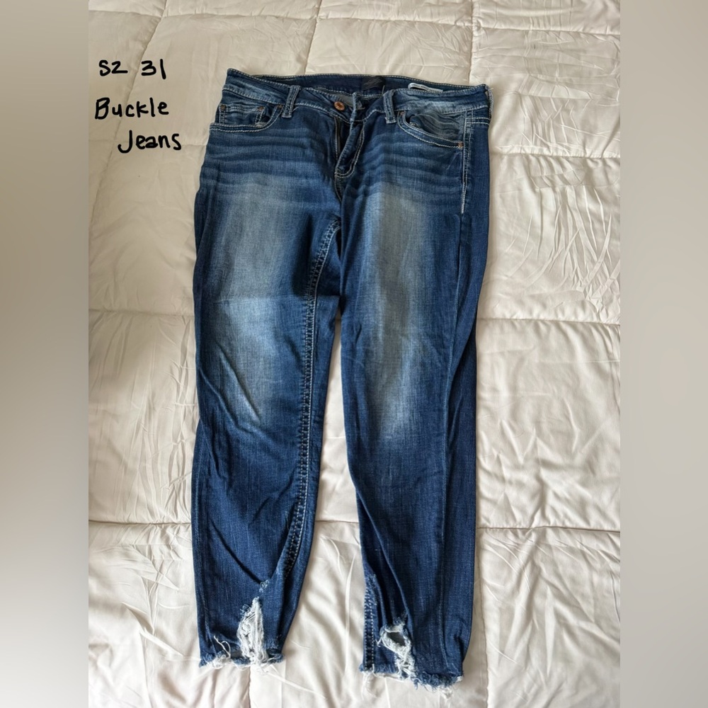 Buckle Women's Distressed Indigo Skinny Jeans
